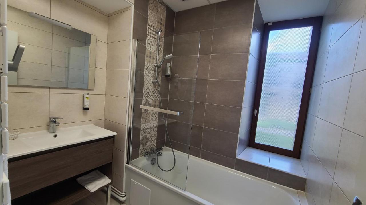 Logis Hotel Auberge De L'Allagnonette Saint-Poncy ภายนอก รูปภาพ