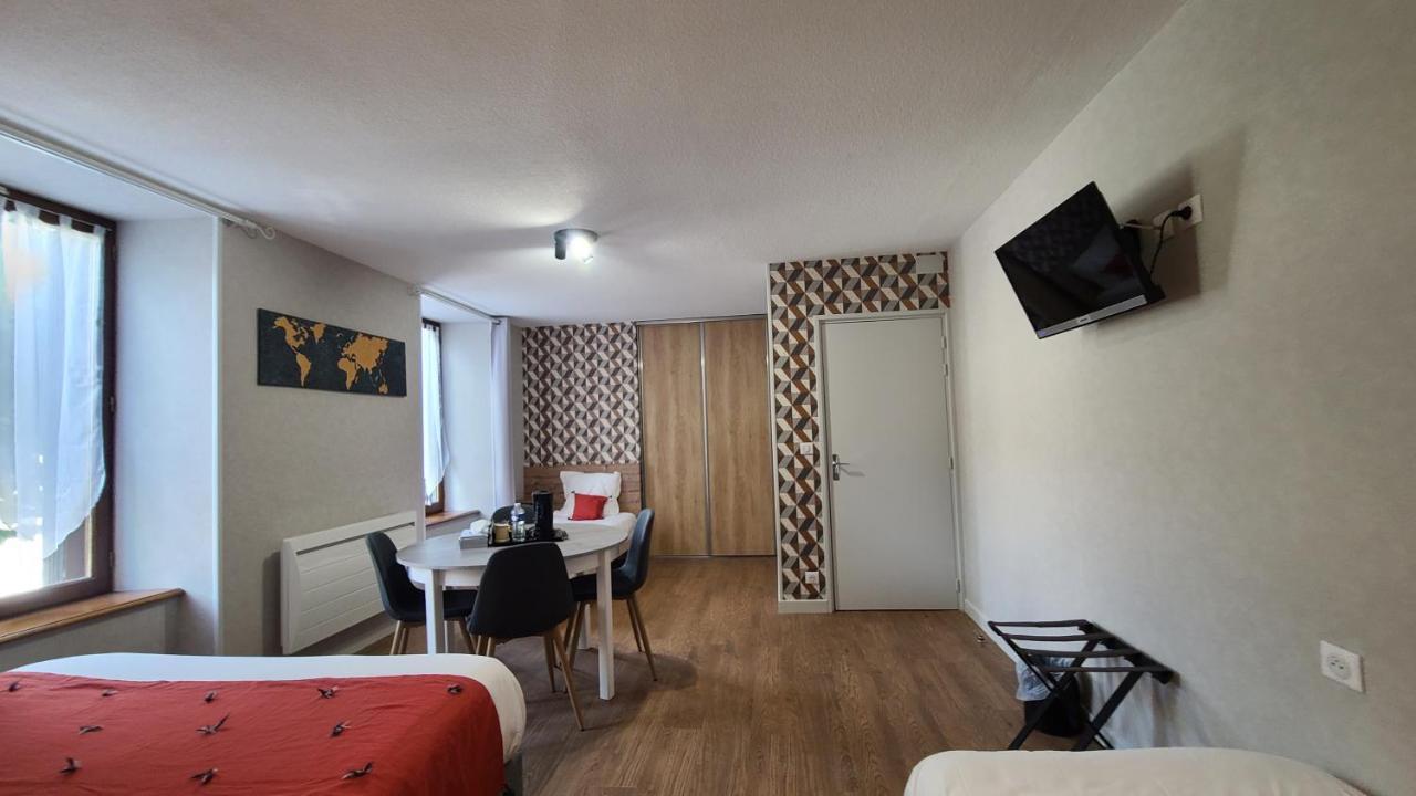 Logis Hotel Auberge De L'Allagnonette Saint-Poncy ภายนอก รูปภาพ