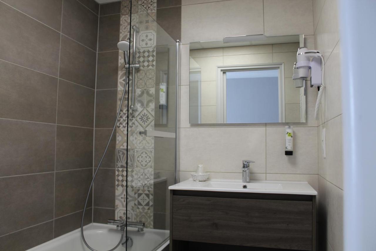 Logis Hotel Auberge De L'Allagnonette Saint-Poncy ภายนอก รูปภาพ