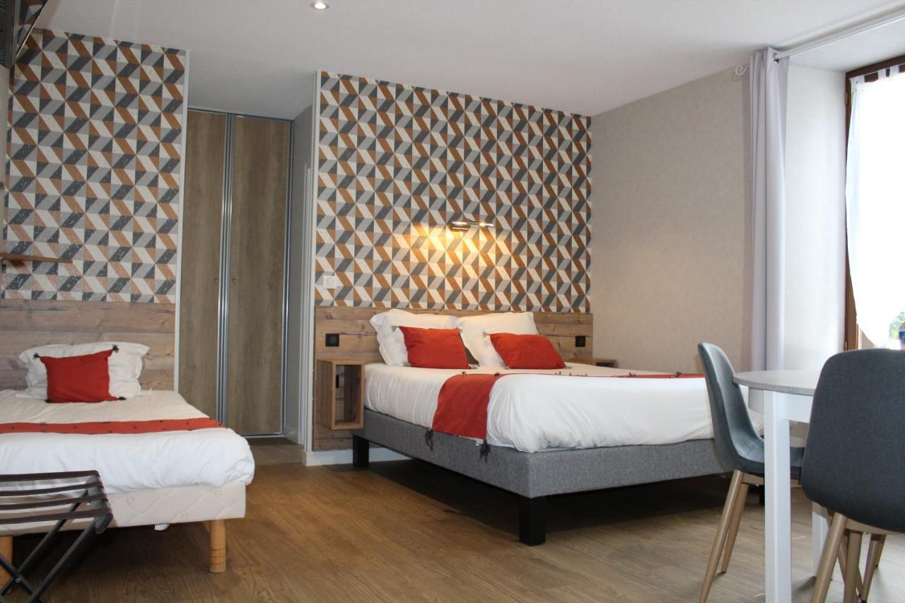 Logis Hotel Auberge De L'Allagnonette Saint-Poncy ภายนอก รูปภาพ