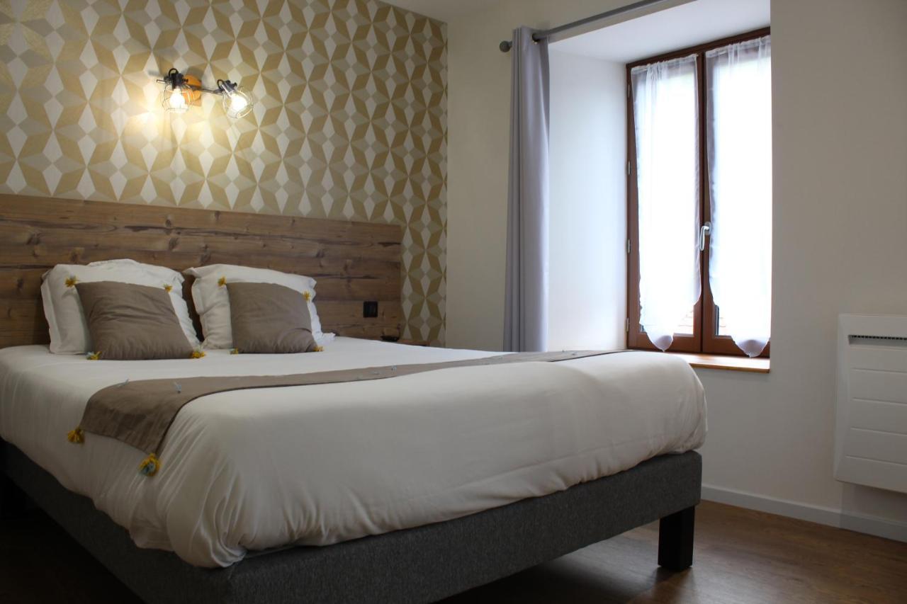 Logis Hotel Auberge De L'Allagnonette Saint-Poncy ภายนอก รูปภาพ
