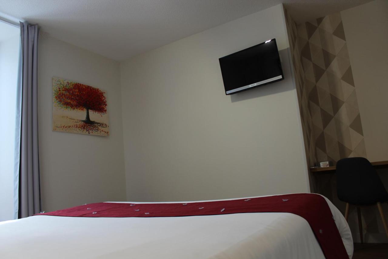 Logis Hotel Auberge De L'Allagnonette Saint-Poncy ภายนอก รูปภาพ